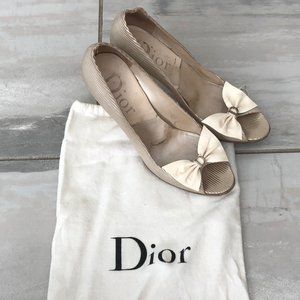 Dior Large Bow Logo Shimmering PeepToe Beige Heels